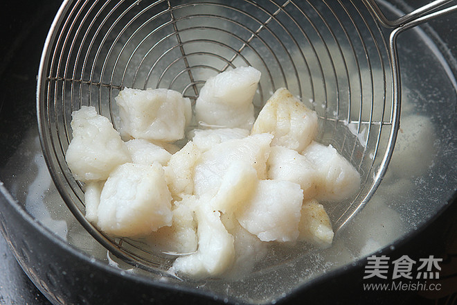 龍利魚(yú)豆腐煲的做法-家常味煮菜譜