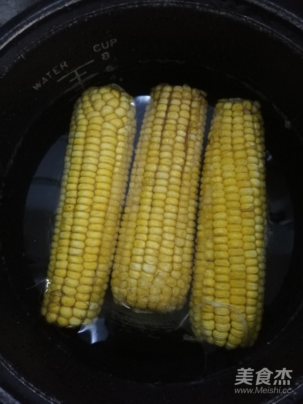 煮玉米的做法-甜味煮菜譜-易網健康養生網 煮玉米的做法-甜味煮菜譜