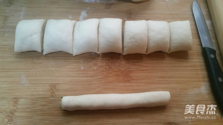 鹵肉香菜夾饃的做法-醬香味煨菜譜