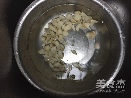 百合水煮蛋的做法-甜味煮菜譜