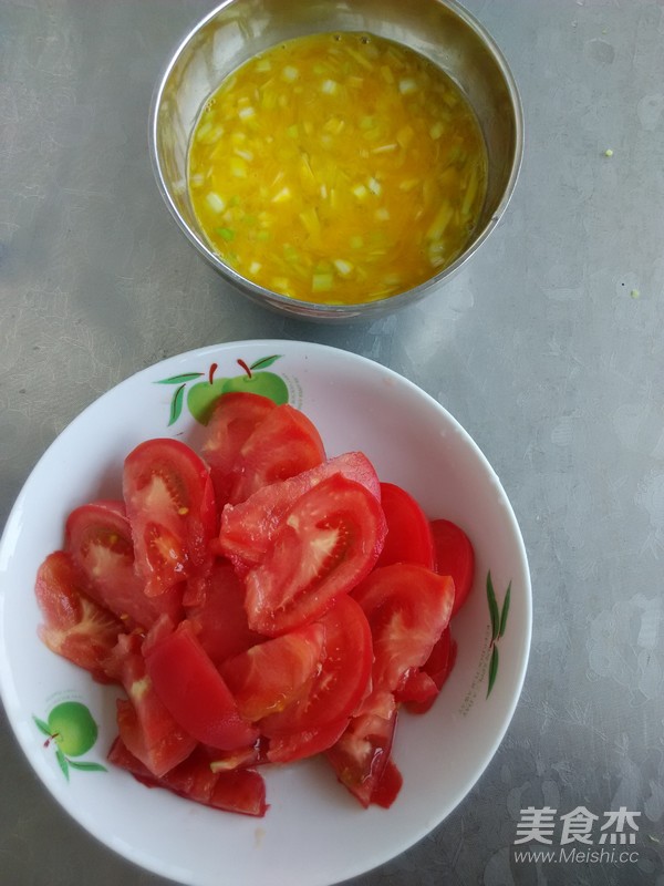 西紅柿炒鵝蛋的做法-咸鮮味炒菜譜