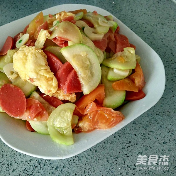 西葫蘆火腿炒雞蛋的做法-家常味炒菜譜