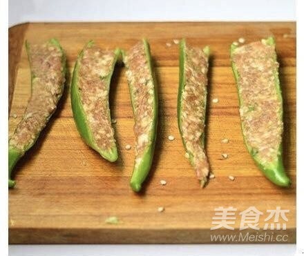 尖椒釀肉的做法-香辣味煎菜譜-易網健康養生網 尖椒釀肉的做法-香辣味煎菜譜