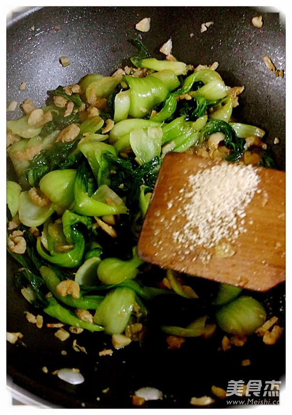 海米炒油菜的做法-咸鮮味炒菜譜