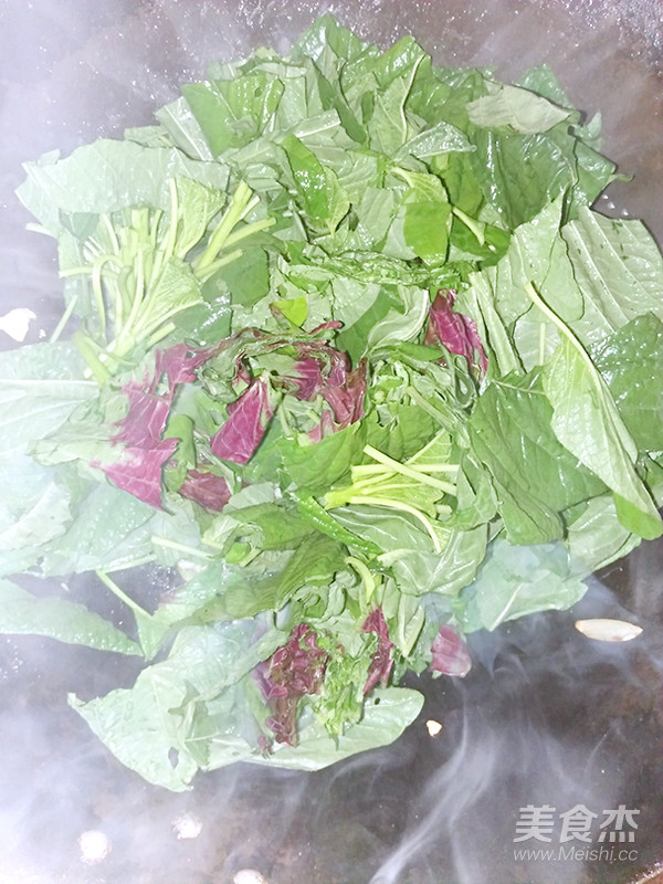 野莧菜這樣做既有營養(yǎng)又好吃哦的做法-家常味炒菜譜