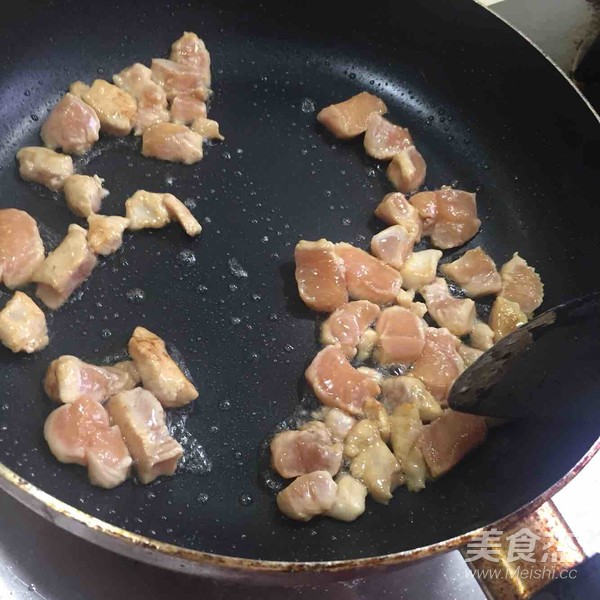宮保雞丁的做法-酸甜味炒菜譜