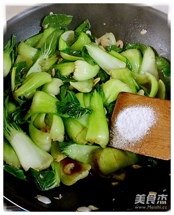 海米炒油菜的做法-咸鮮味炒菜譜