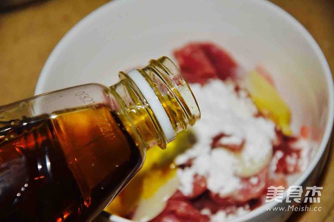 木耳炒肉片的做法-家常味炒菜譜