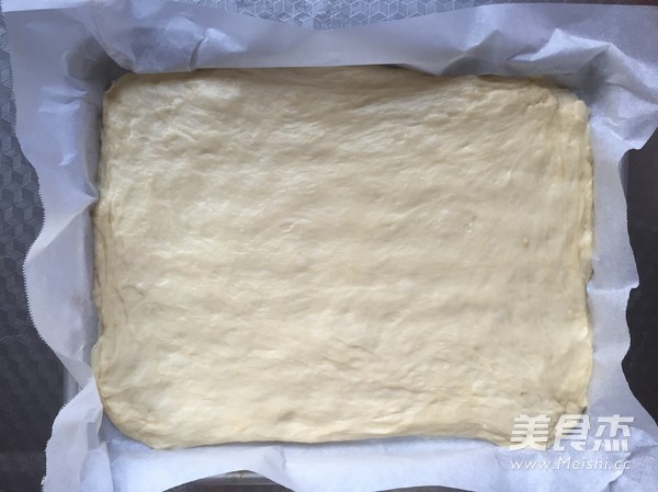 肉松面包卷的做法-咸鮮味烤菜譜