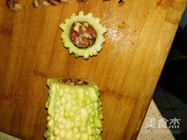 牛肉苦瓜燒的做法-咸鮮味燒菜譜