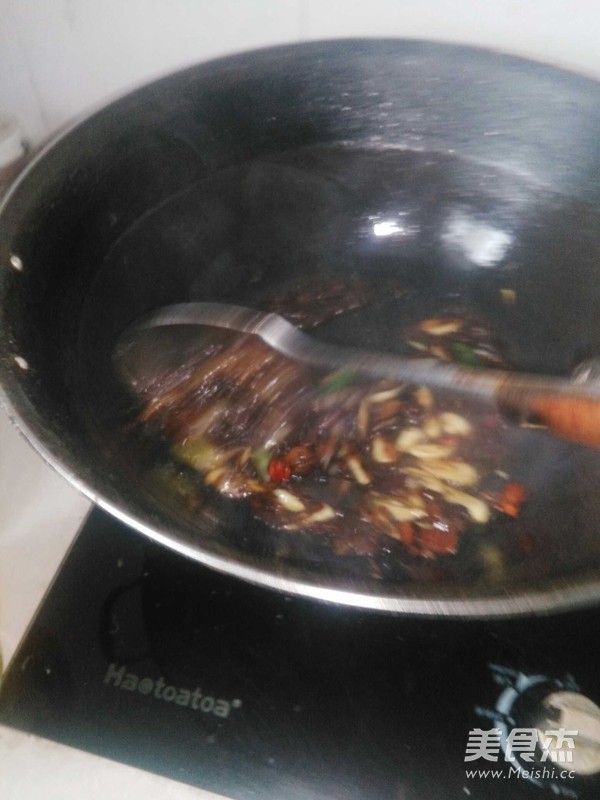 排骨燉冬瓜的做法-家常味燉菜譜-易網健康養生網 排骨燉冬瓜的做法-家常味燉菜譜