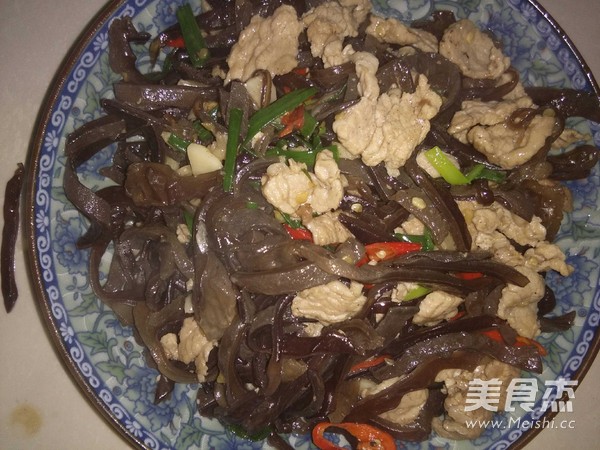 木耳炒肉的做法-香辣味炒菜譜