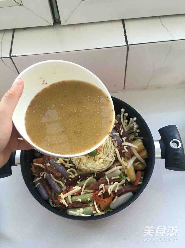 韓國年糕芝士火鍋的做法-咖喱味燉菜譜-易網健康養生網 韓國年糕芝士火鍋的做法-咖喱味燉菜譜