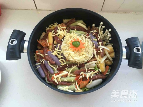 韓國年糕芝士火鍋的做法-咖喱味燉菜譜-易網健康養生網 韓國年糕芝士火鍋的做法-咖喱味燉菜譜