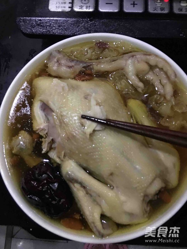 燉童子雞湯的做法-咸鮮味燉菜譜