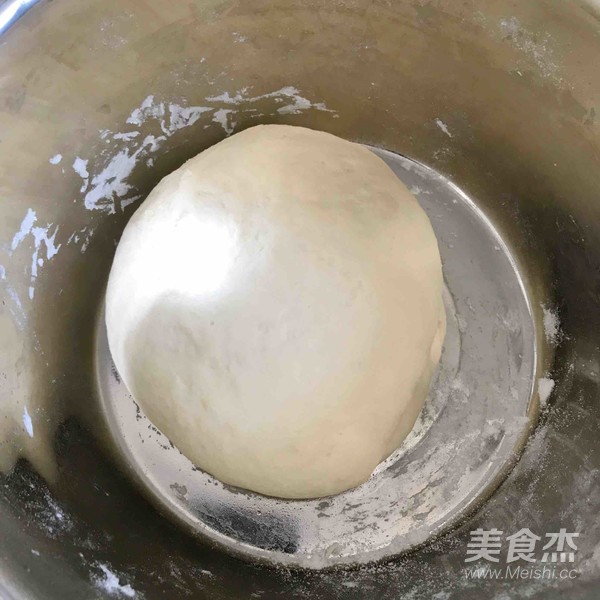 培根香腸披薩的做法-家常味烤菜譜