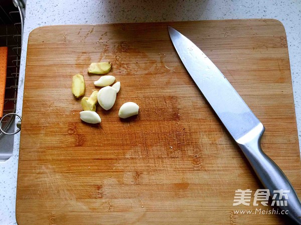 煎雞翅的做法-黑椒味煎菜譜