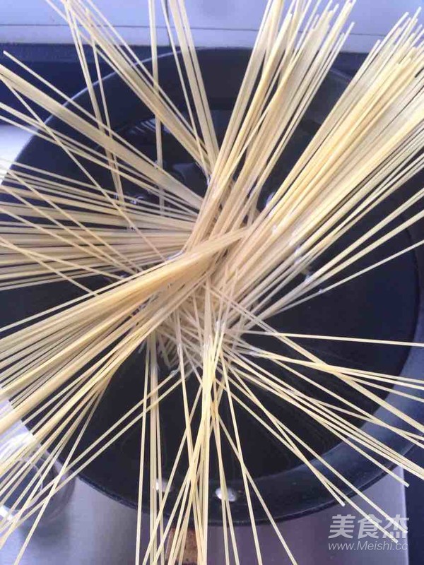 快手肉醬意大利面的做法-酸甜味燉菜譜