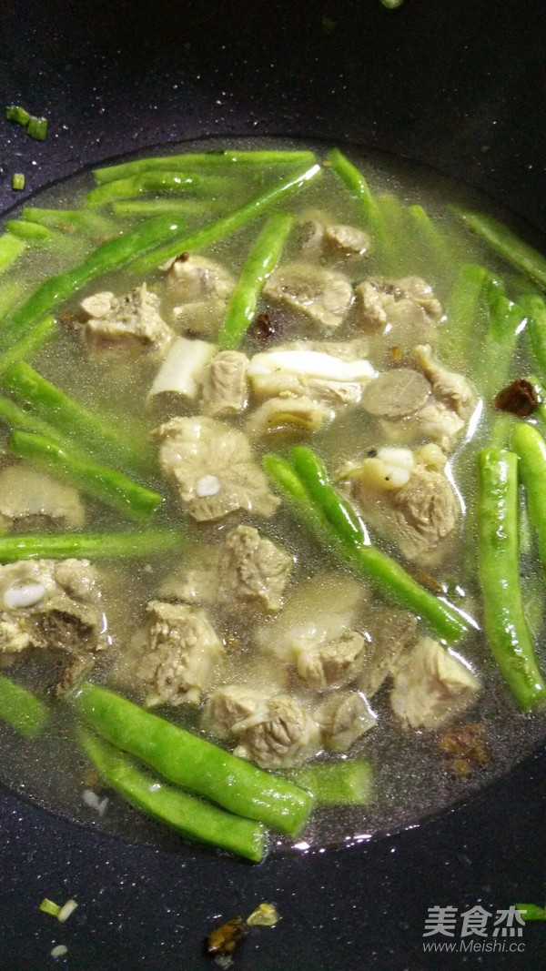 排骨燉豆角的做法-香辣味燉菜譜