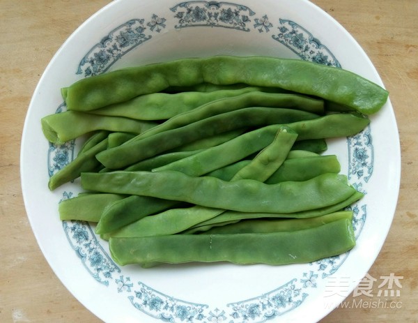 蒜香扁豆木耳腐竹拌菜的做法-咸鮮味拌菜譜