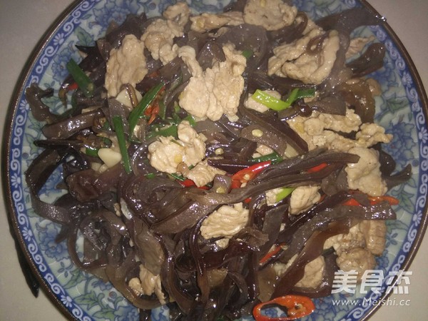 木耳炒肉的做法-香辣味炒菜譜