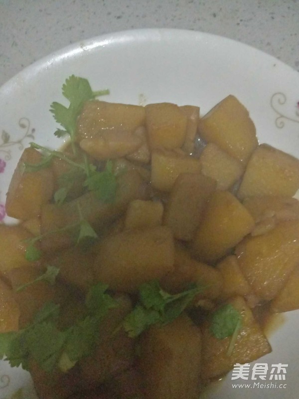 紅燒土豆塊的做法-醬香味燒菜譜-易網(wǎng)健康養(yǎng)生網(wǎng) 紅燒土豆塊的做法-醬香味燒菜譜