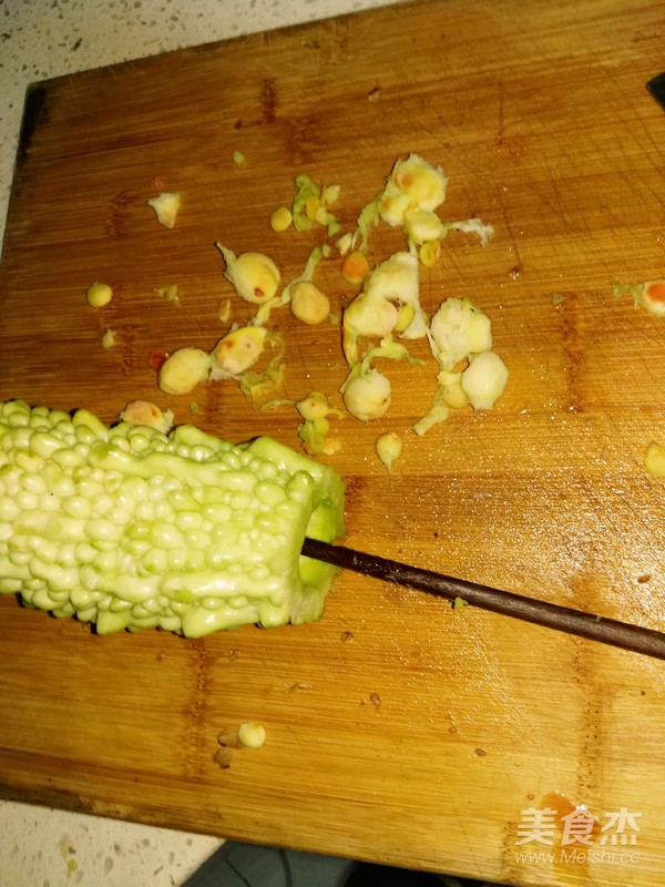 牛肉苦瓜燒的做法-咸鮮味燒菜譜