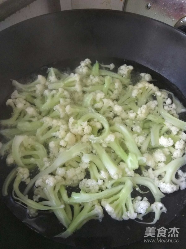 肉炒有機菜花的做法-家常味炒菜譜