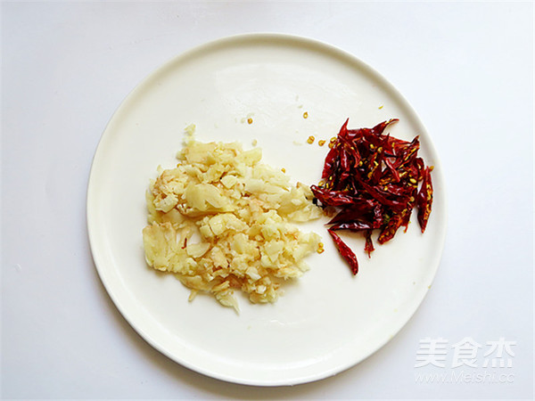 培根炒秋葵的做法-家常味炒菜譜