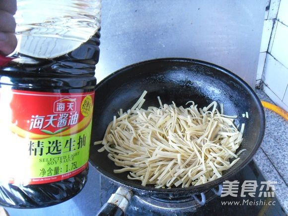 辣炒豆腐絲的做法-家常味炒菜譜