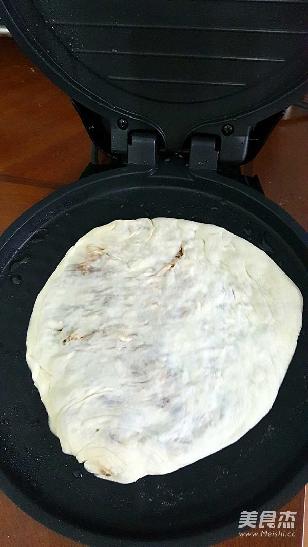 家常肉餅的做法-咸鮮味烙菜譜-易網(wǎng)健康養(yǎng)生網(wǎng) 家常肉餅的做法-咸鮮味烙菜譜