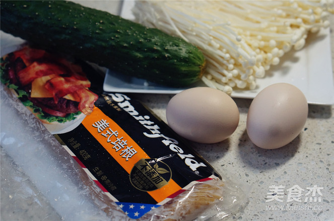 雞蛋培根卷的做法-黑椒味烤菜譜-易網<a href=http://www.gyfww.com/ target=_blank class=infotextkey>健康養生</a>網 雞蛋培根卷的做法-黑椒味烤菜譜