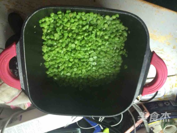 炒豇豆的做法-咸鮮味炒菜譜