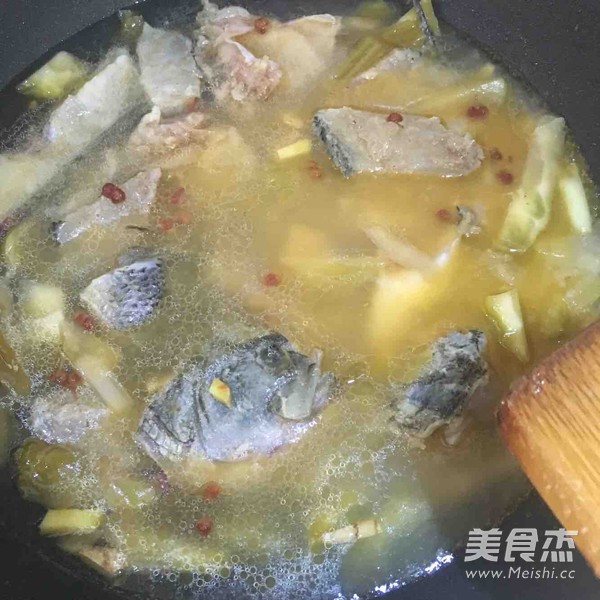 酸菜魚的做法-咸鮮味燒菜譜