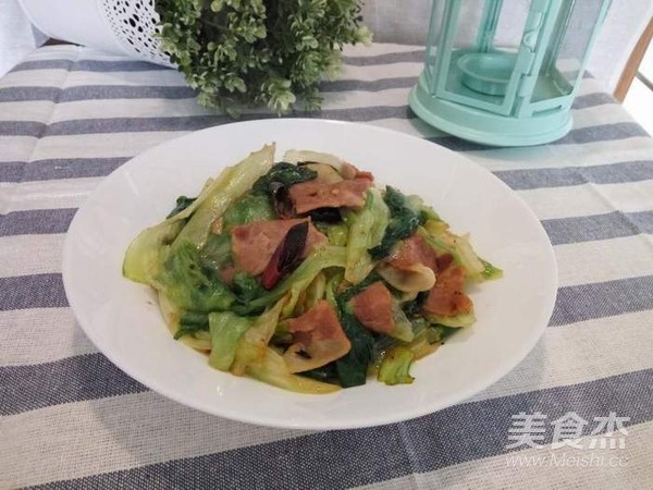 培根熗炒西生菜的做法-咸鮮味炒菜譜