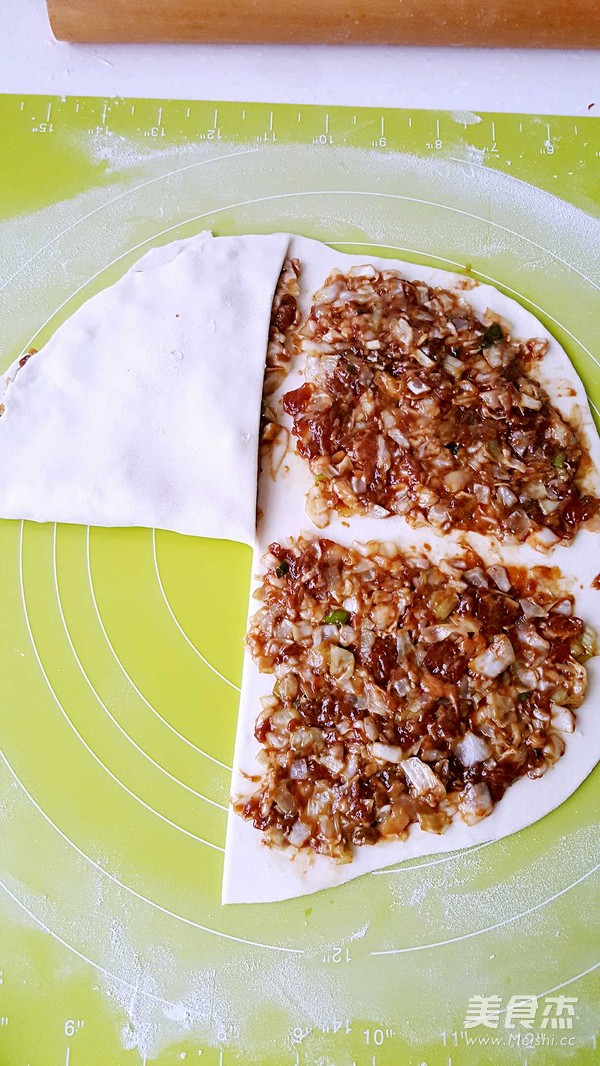 家常肉餅的做法-咸鮮味烙菜譜-易網(wǎng)健康養(yǎng)生網(wǎng) 家常肉餅的做法-咸鮮味烙菜譜