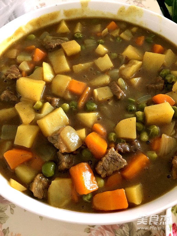 五彩繽紛咖喱牛肉的做法-咖喱味炒菜譜