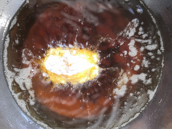 炸雞翅的做法-家常味炸菜譜-易網健康養生網 炸雞翅的做法-家常味炸菜譜