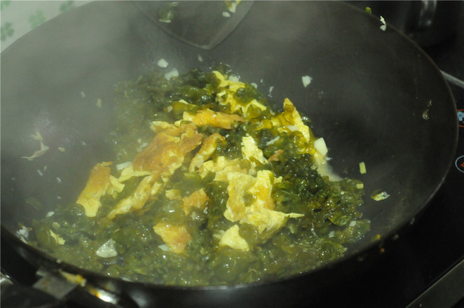 地皮菜炒雞蛋的做法-家常味炒菜譜