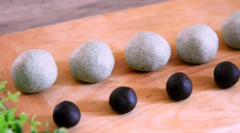 青團,沒想到你是這樣有心的小胖子!的做法-家常味蒸菜譜