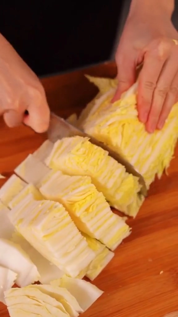 超快手辣白菜的做法-酸辣味腌菜譜