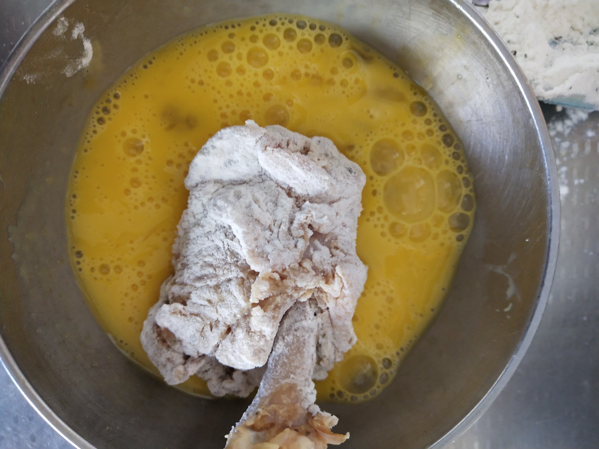 黑椒黃金錘的做法-黑椒味炸菜譜