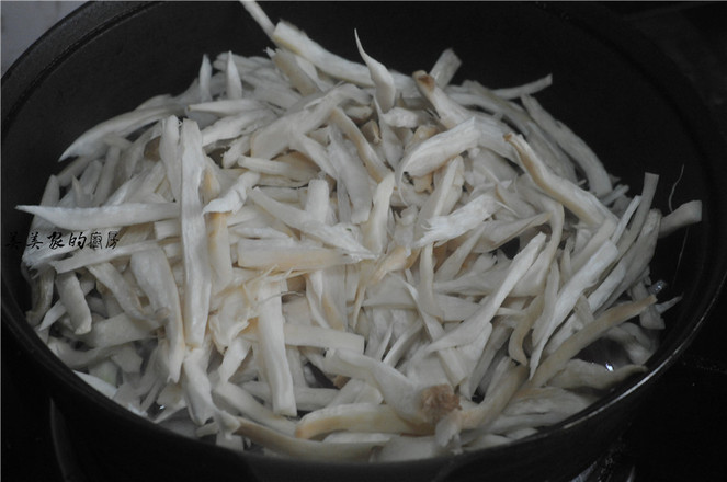 孜然杏鮑菇的做法-家常味炒菜譜-易網(wǎng)健康養(yǎng)生網(wǎng) 孜然杏鮑菇的做法-家常味炒菜譜