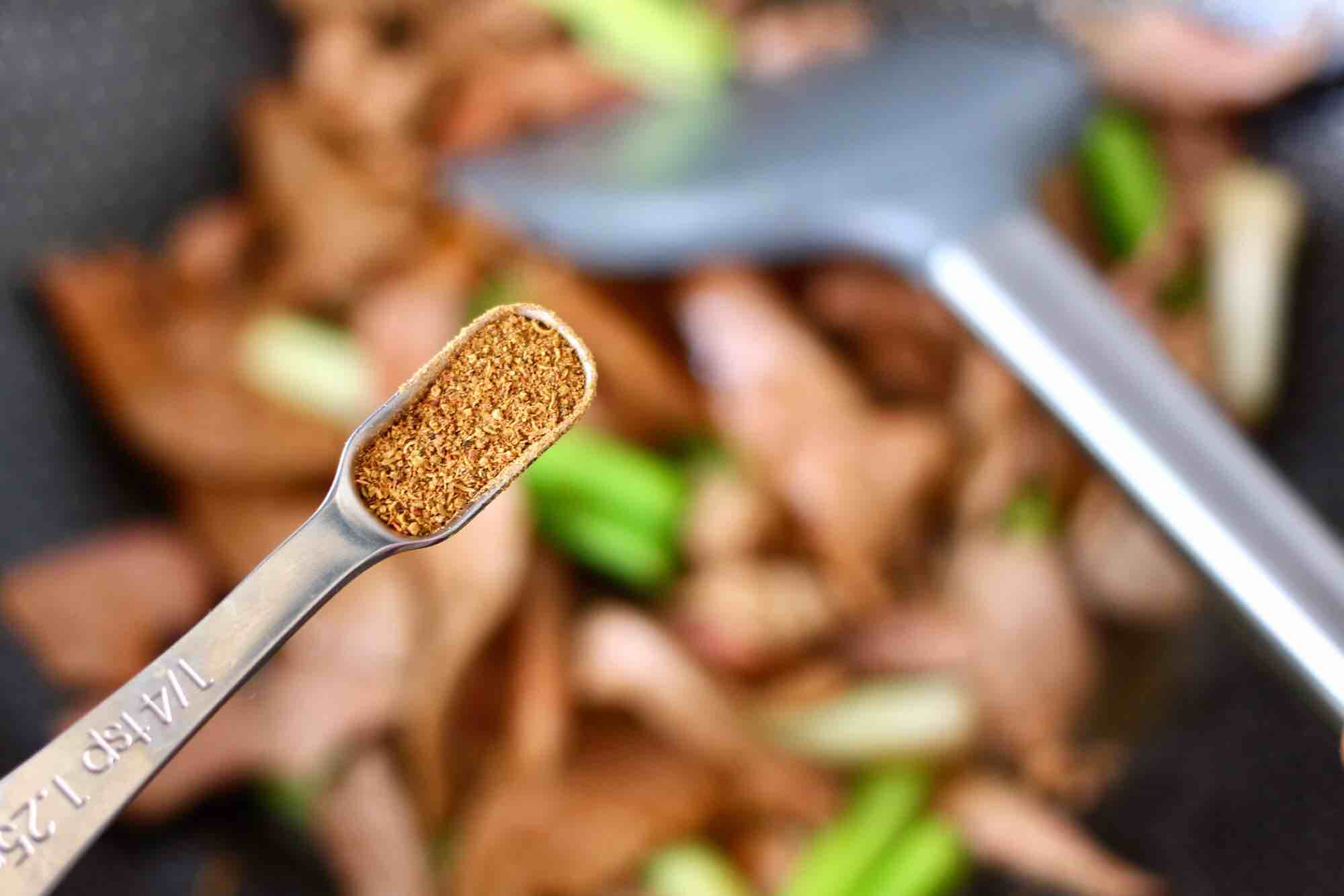 蒜苗爆肝尖的做法-蒜香味爆菜譜