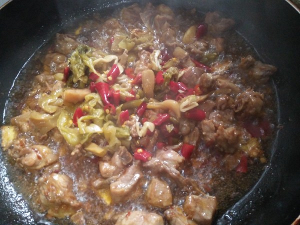 新鮮豌豆燒鴨子的做法-咸鮮味燒菜譜