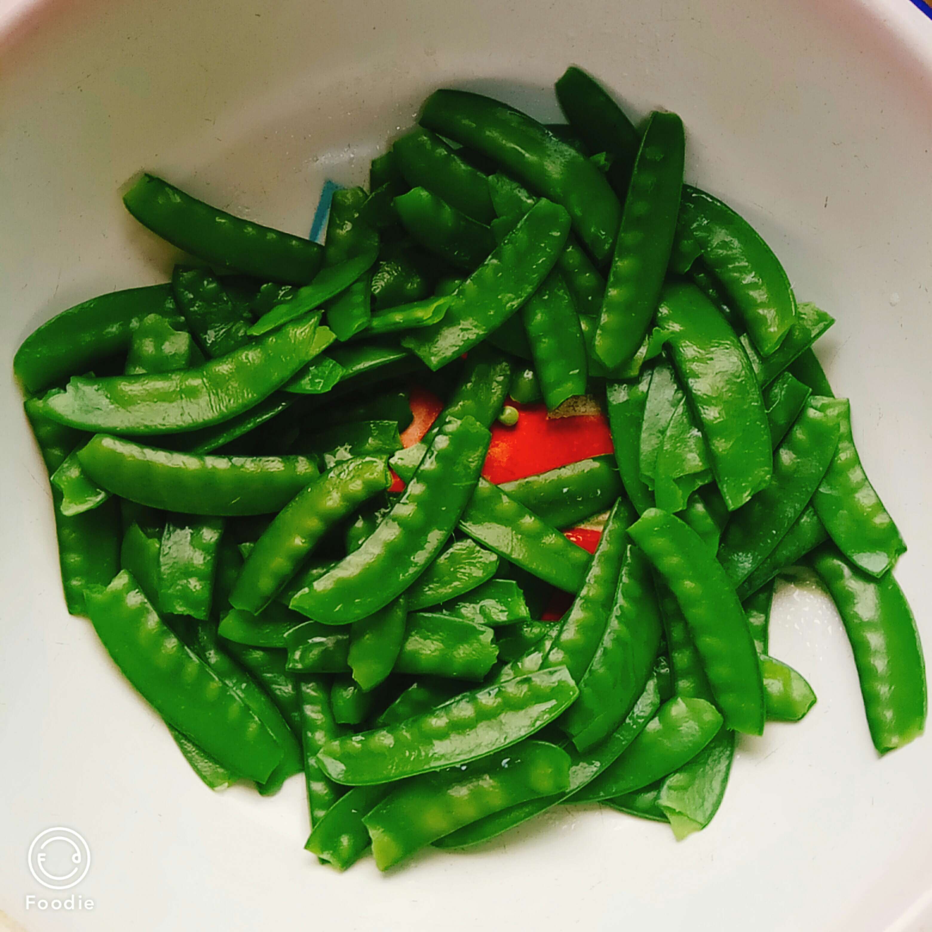 荷蘭豆火腿腸的做法-家常味炒菜譜