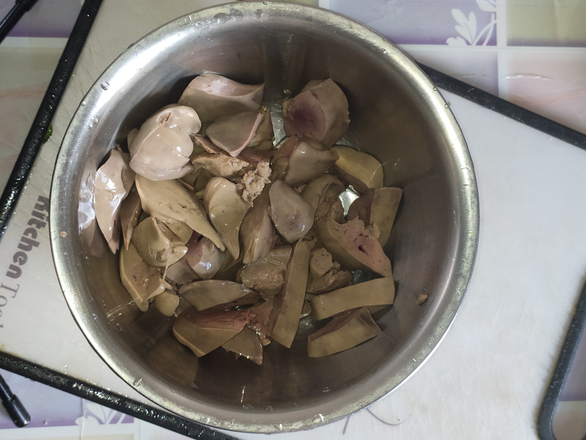 辣炒雞肝的做法-香辣味炒菜譜-易網(wǎng)健康養(yǎng)生網(wǎng) 辣炒雞肝的做法-香辣味炒菜譜