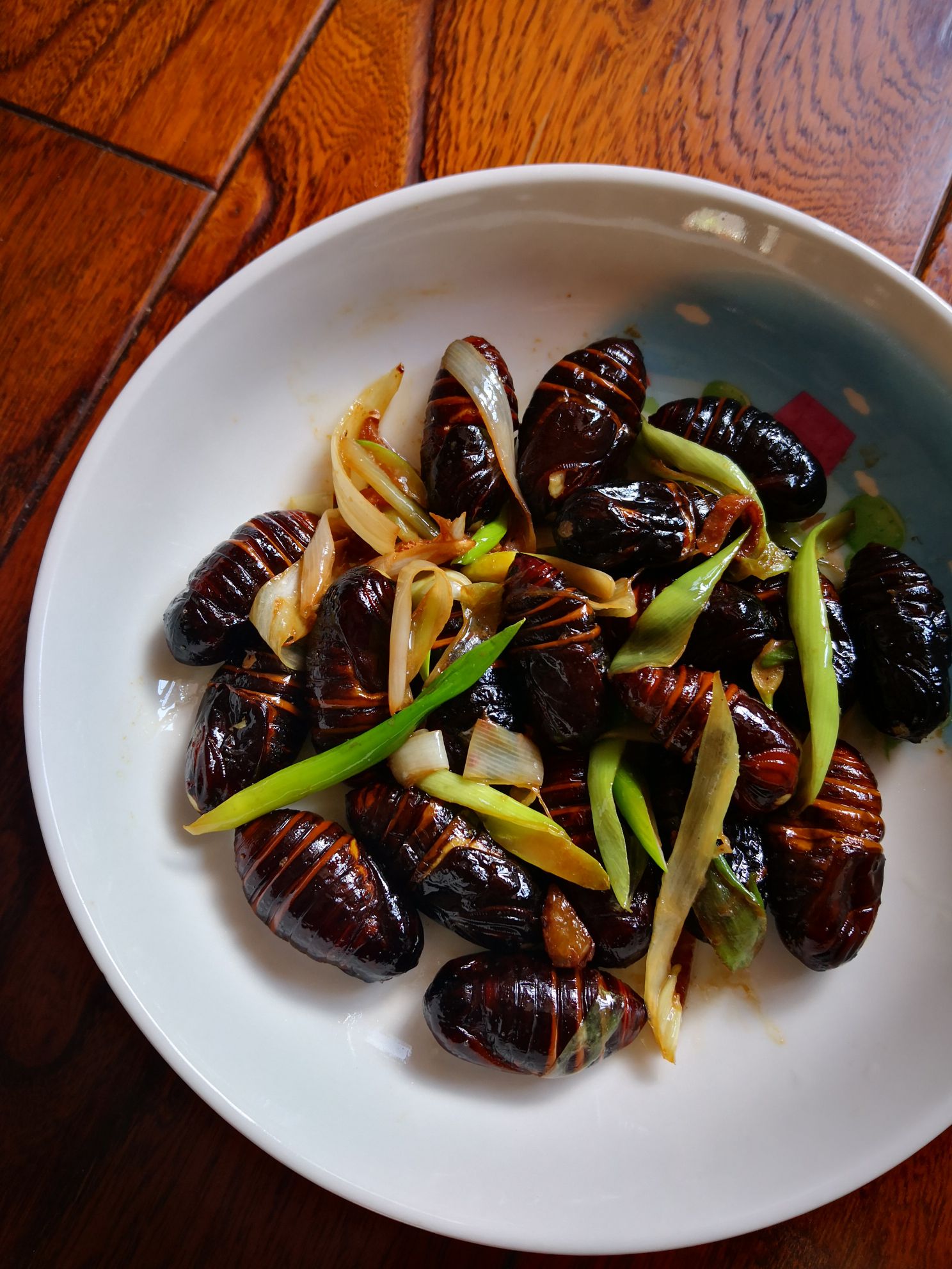 蔥香繭蛹的做法-家常味炒菜譜