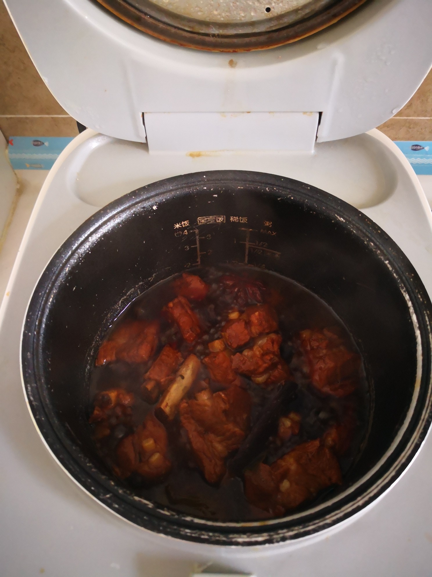 可樂排骨的做法-家常味燉菜譜