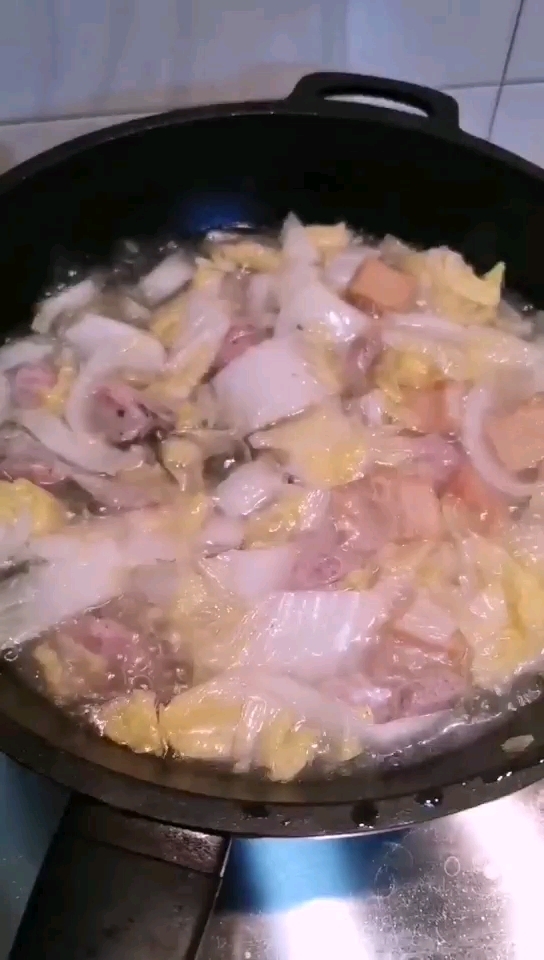 白菜粉絲煲的做法-家常味煮菜譜